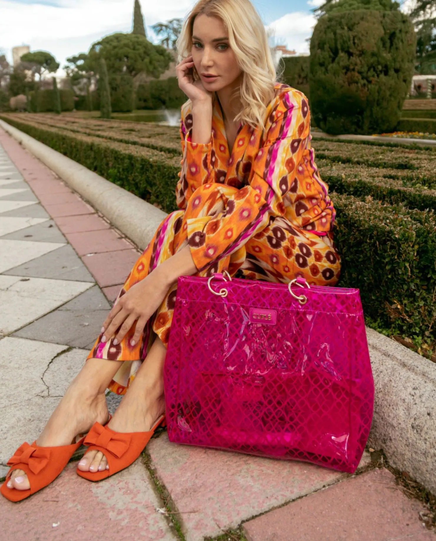 Best Cuplé Bolso Tote Vinilo Fucsia