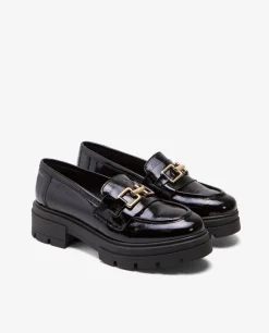 Hot Cuplé Mocasin Trabilla Charol Piel Negro