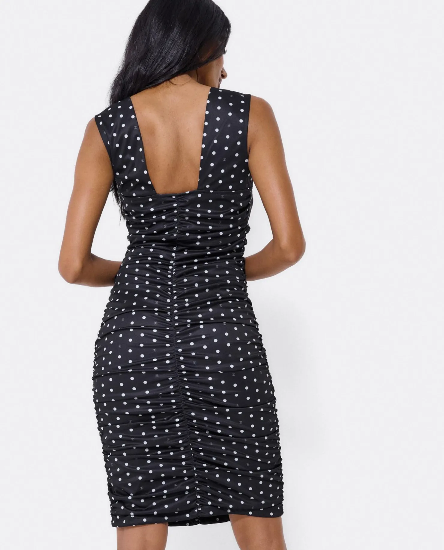 Outlet Cuplé Vestido Ajustado Drapeado Punto Lunares Blanco Neg